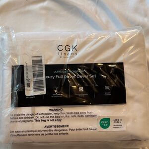 Luxury Full Duvet Cover Set - White NWT